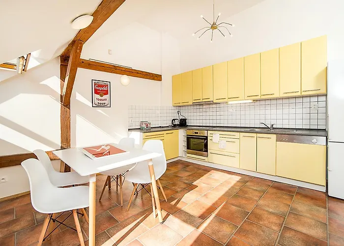 Apartment Air-Conditioned 2-Bedroom Attic Loft With Terrace *