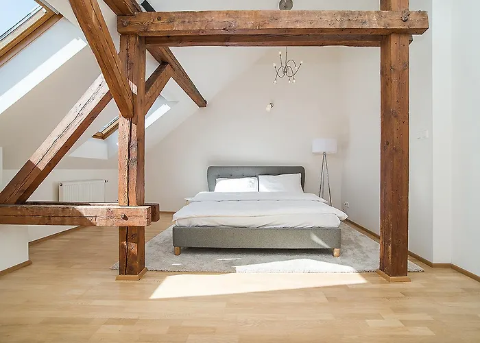 Air-Conditioned 2-Bedroom Attic Loft With Terrace Apartment Prag